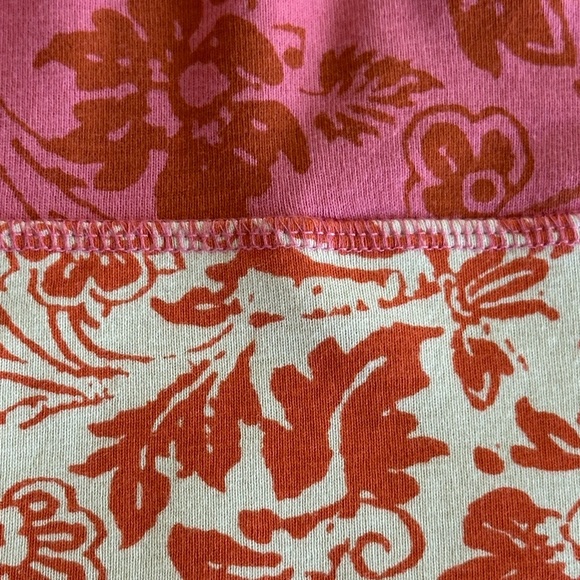 Sigrid Olsen | 90’s Y2K Floral V-Neck Cotton Top with Sequins - Picture 5 of 10